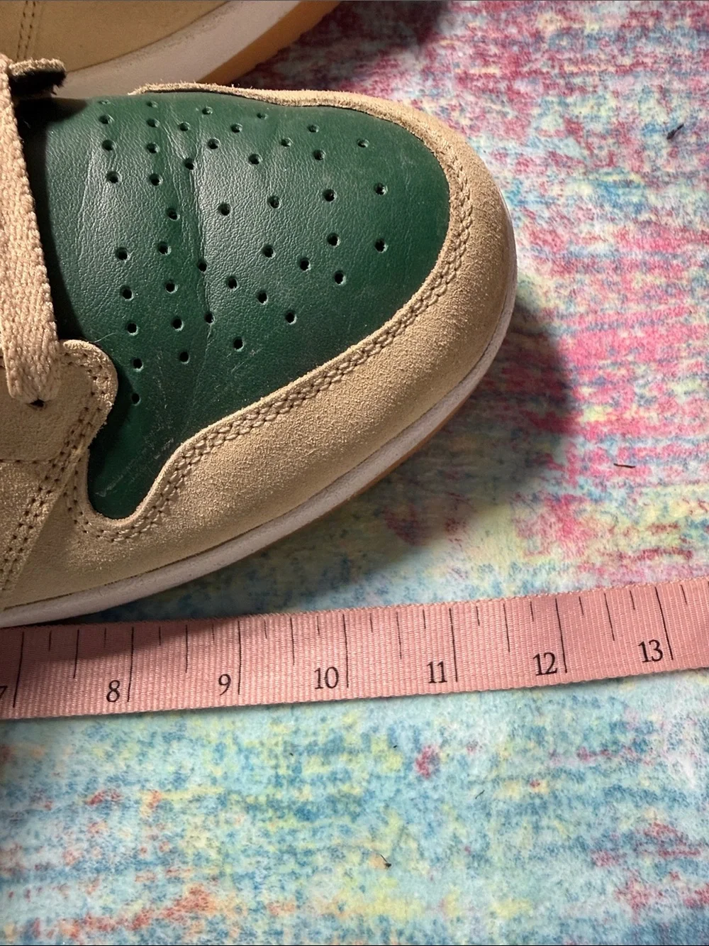Nike Men’s High-Top Sneakers in Green and Tan